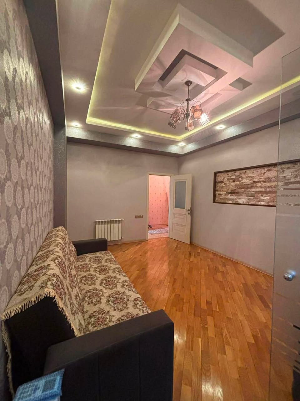 📍 Локация: г. Баку, Хатаинский район, — 650₼