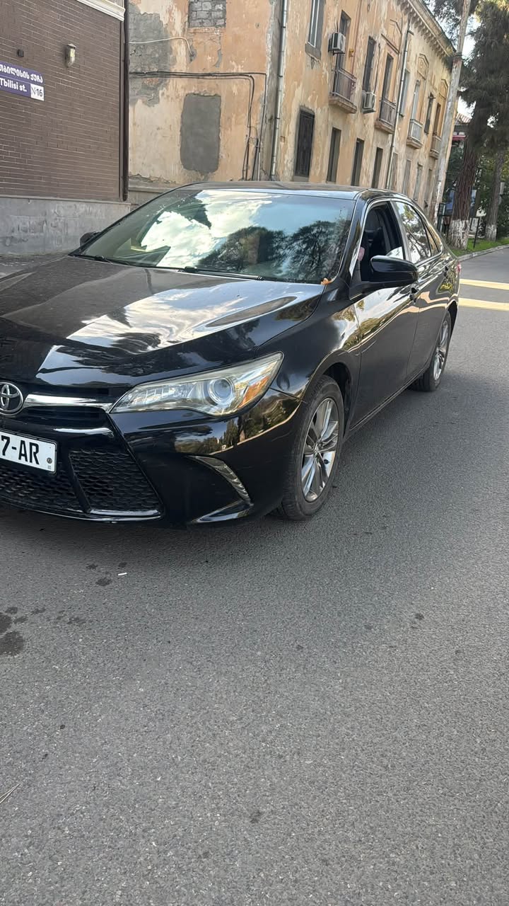 Toyota Camry 2016
