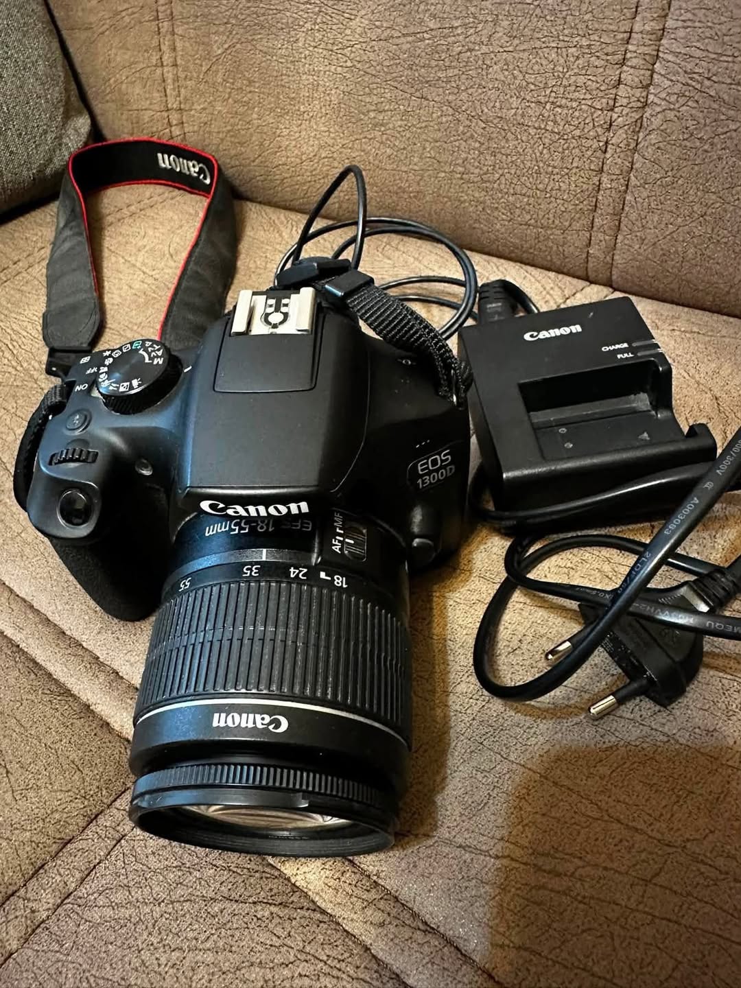 Canon EOS 1300D 18-55mm ობიექტივით