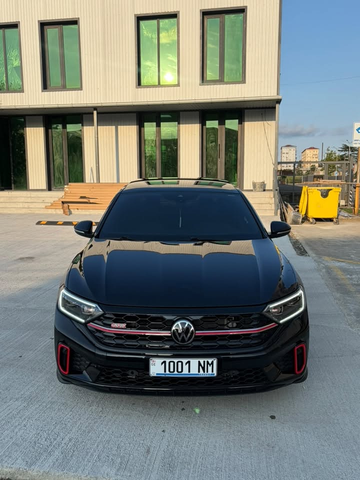 VW GLI AUTHOBAN 2023 — 12,500$