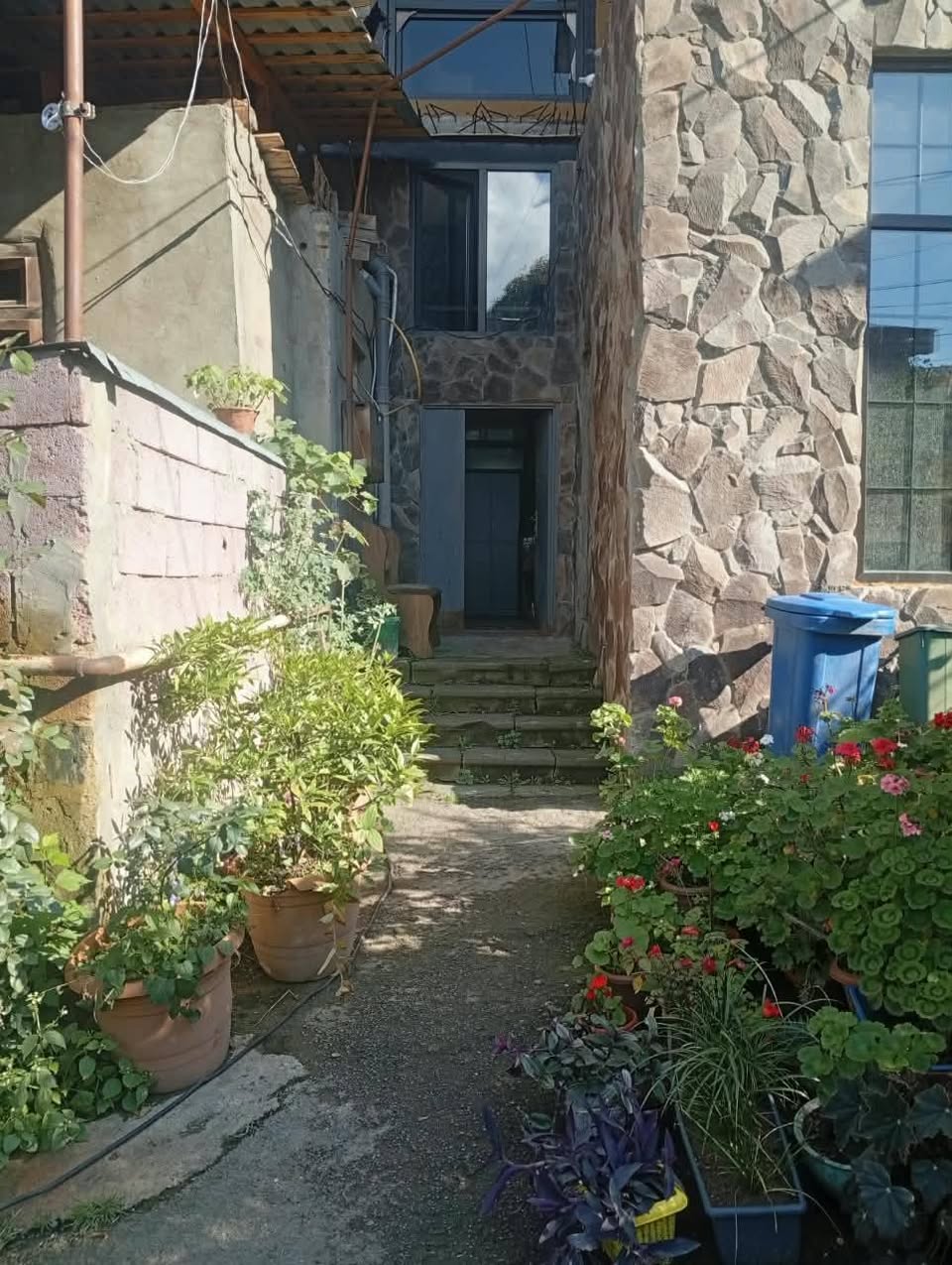 სახლი, თბილისი — $50,000