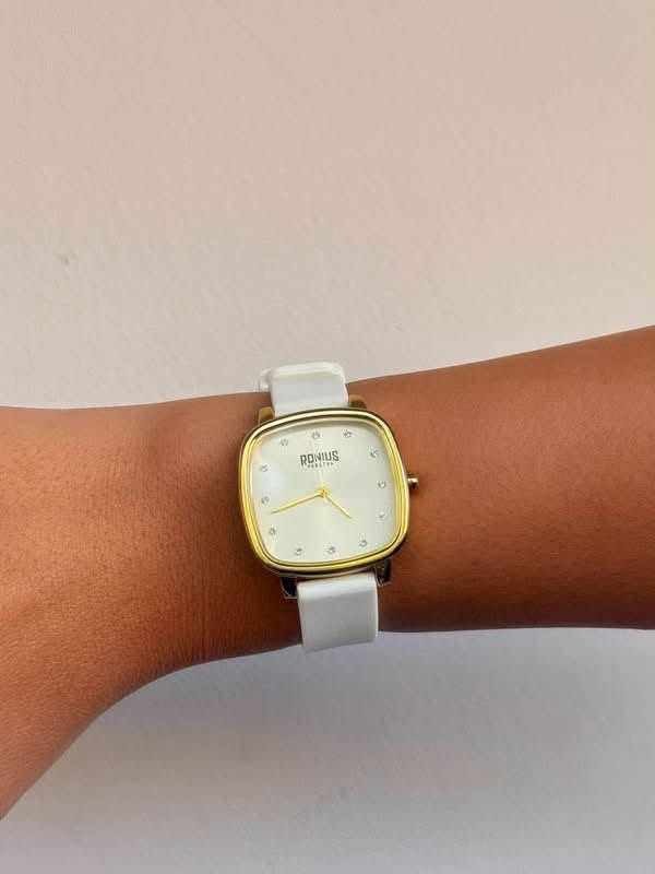 Salam ❤️ ⌚️ Ən gözəl RONIUS - 380₾
