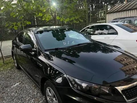 Kia K5 2012, ქარხნული გაზი