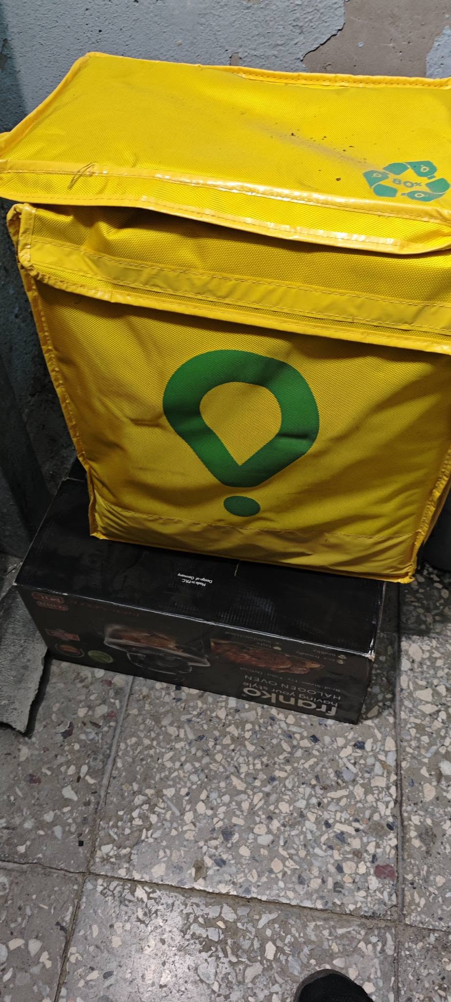 Glovo termo çantası satılık. Yeni gibidir, çalışır.