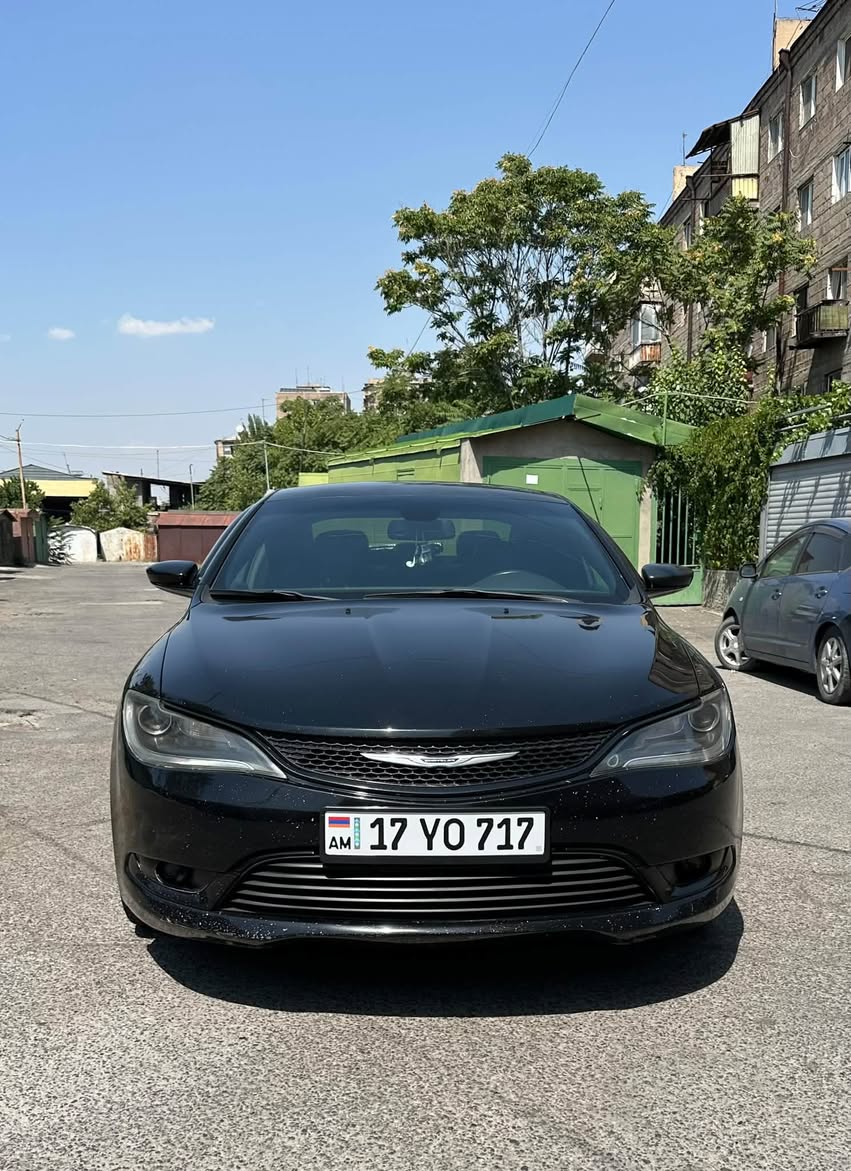 ჩრიალისკროვერი 200S 2015 — 8000$