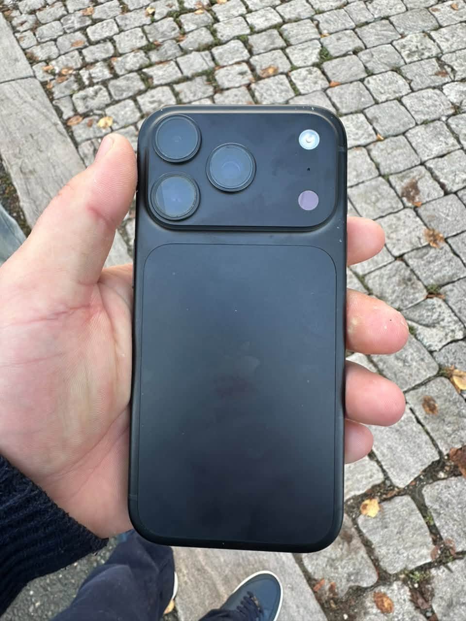 IPhone 18 pro 256GB 5 անգամ — 495,000֏
