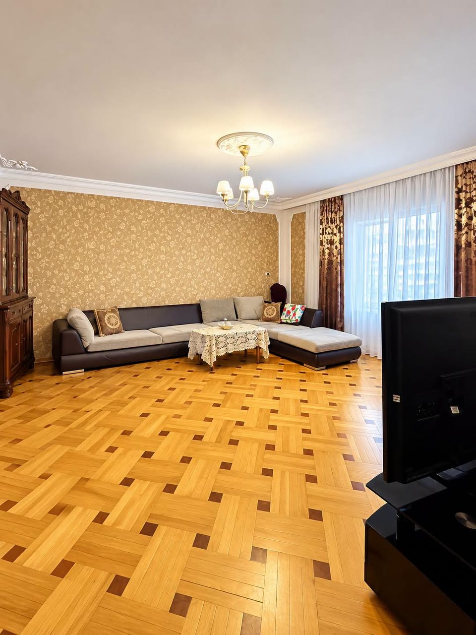 4-room apartment for sale, Batumi — $150,000