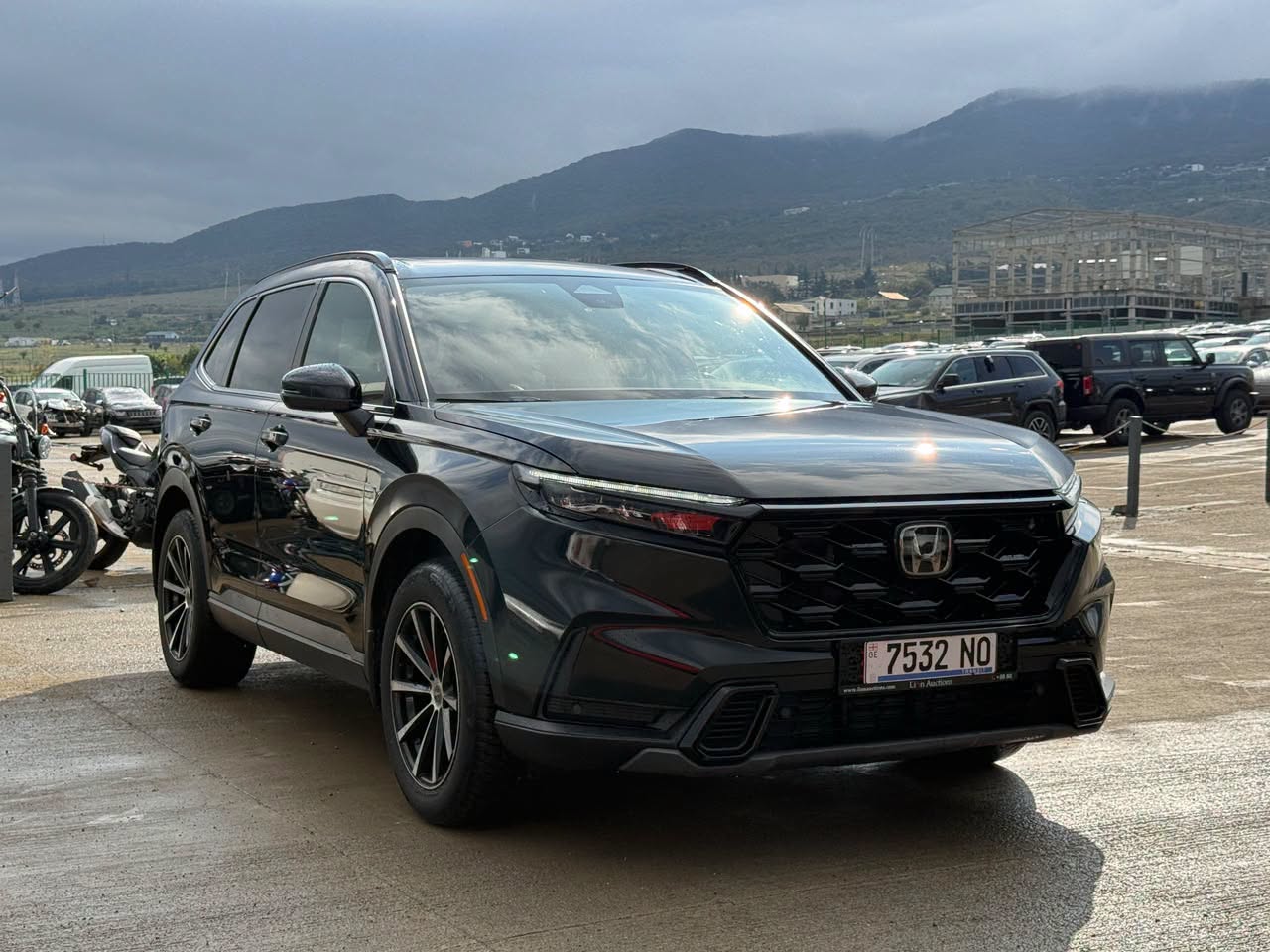 Honda CR-V 2025 — 24,000$