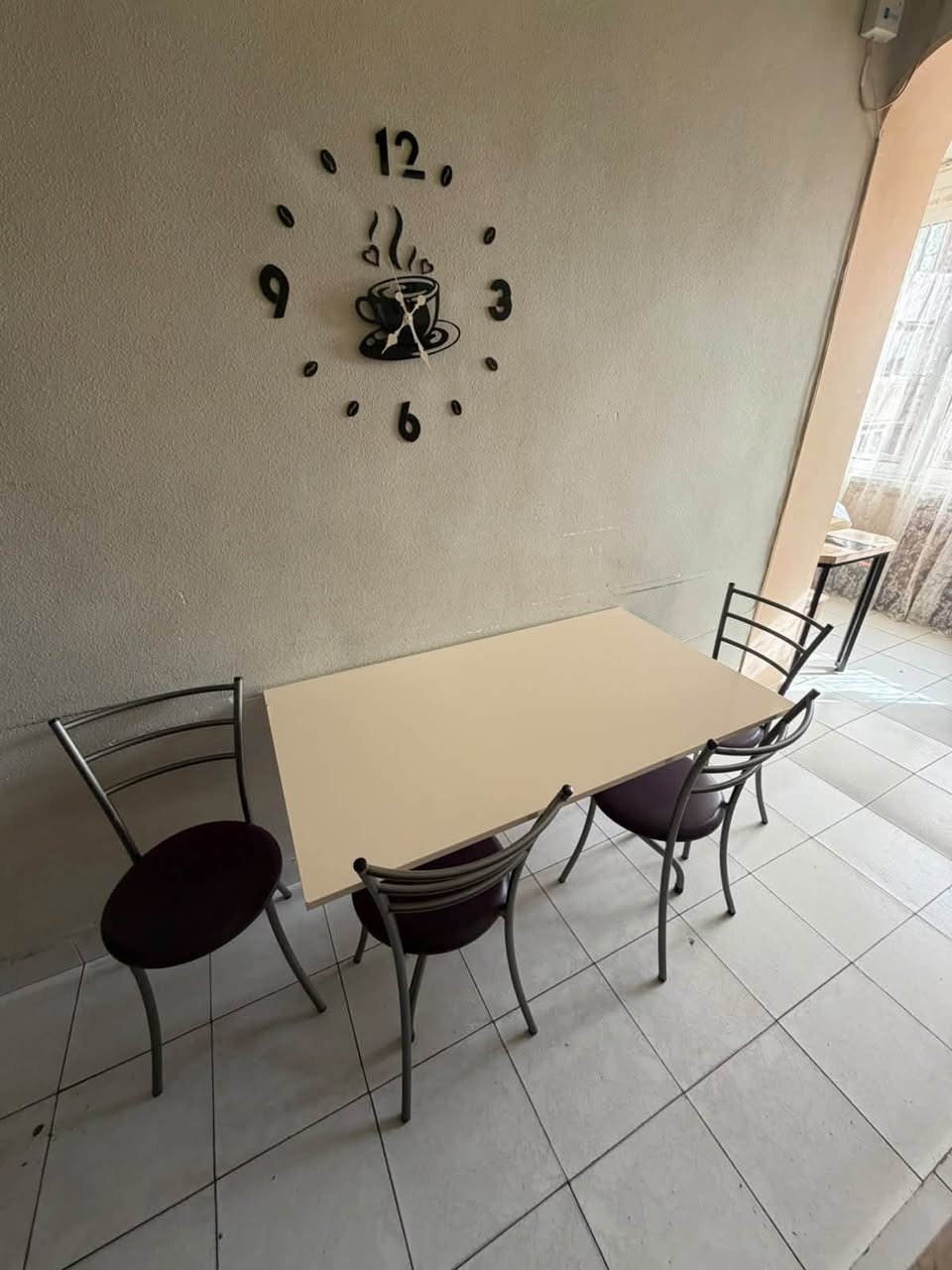 Mətbəx masaı 4 stul ilə - 30,000֏