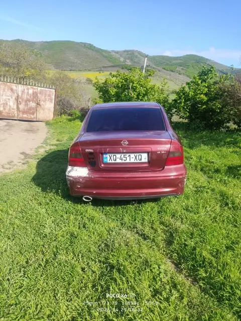 ავტომობილი 2000