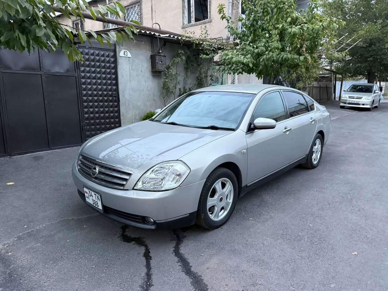 Ниссан 2005