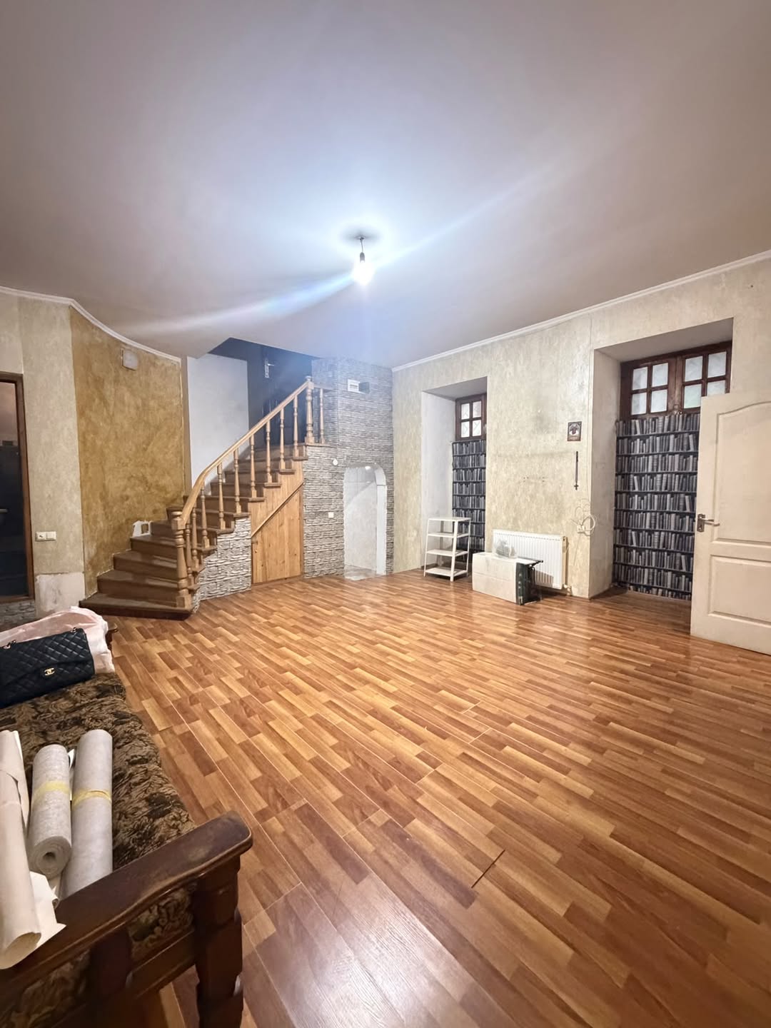 Продается 3-комнатная квартира, Тбилиси — $55,000
