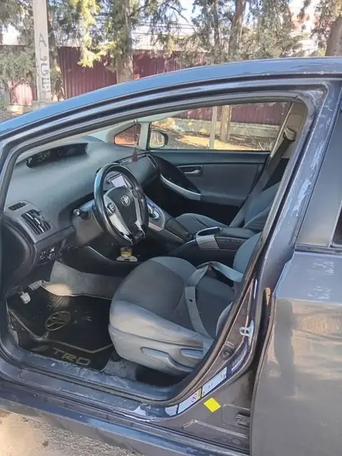 Toyota Prius 2012