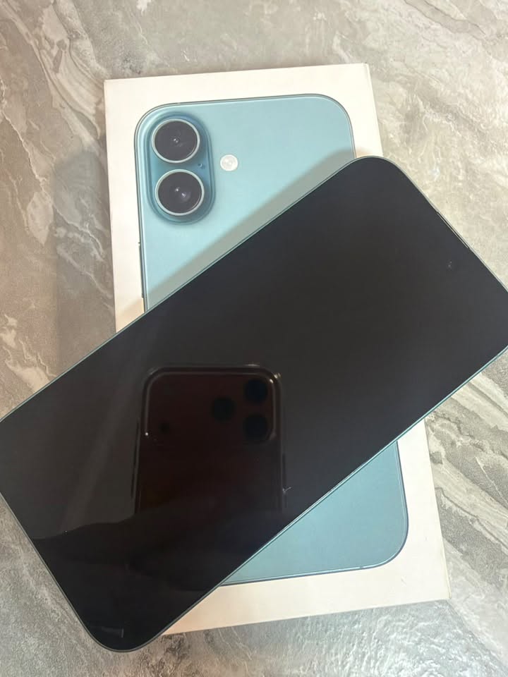 iPhone 16 128 GB satılık, bataryası 2027 - 1,400₾