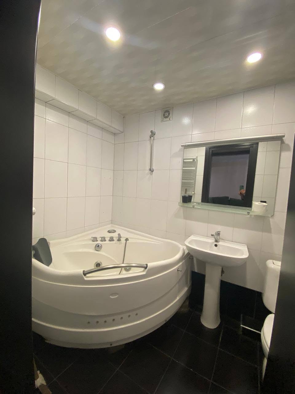 Сдаётся 2-комнатная квартира, Батуми — $500