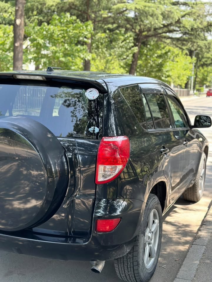 Rav4 2006 — 4,000$