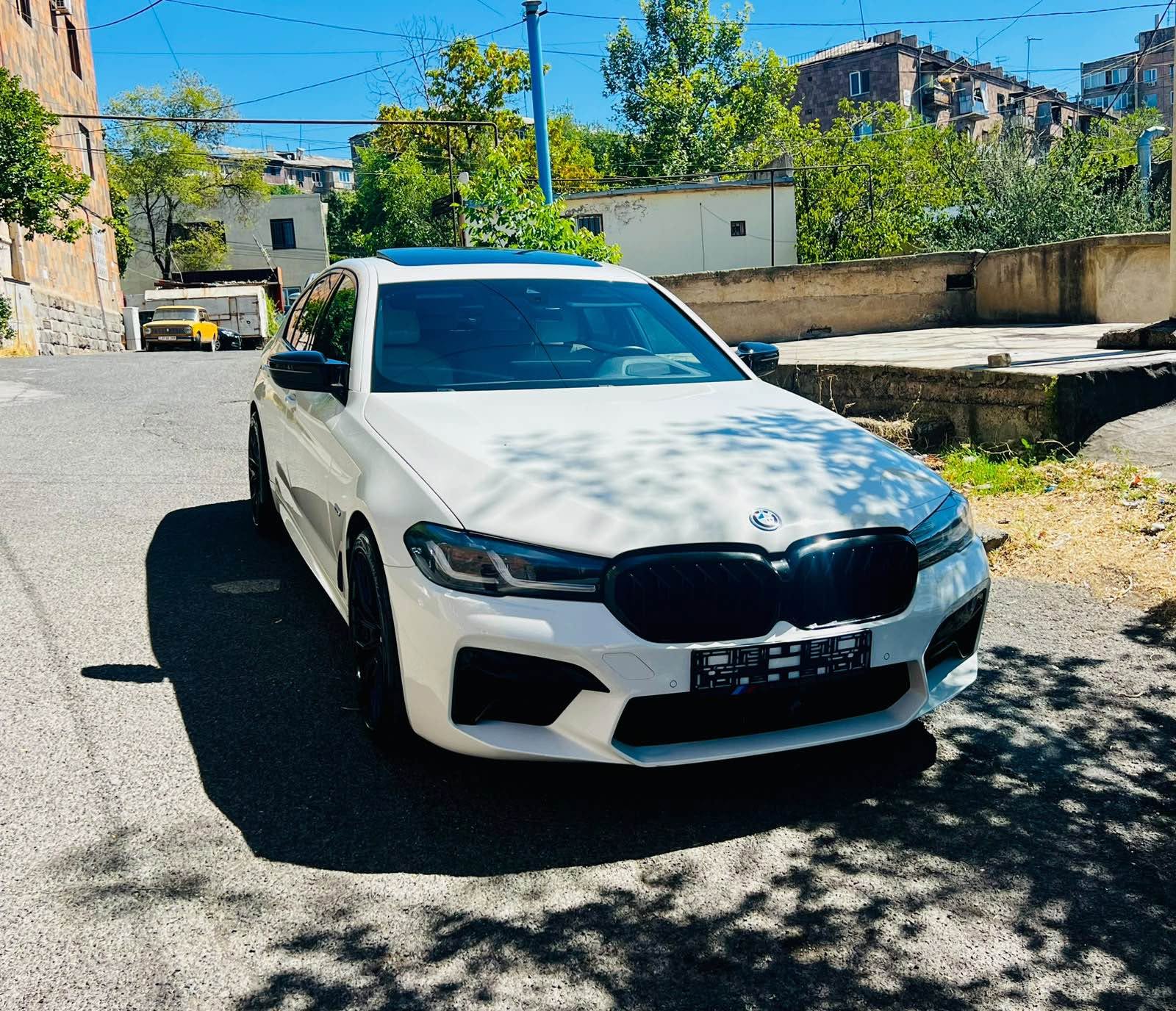 BMW 5 շարք 2022