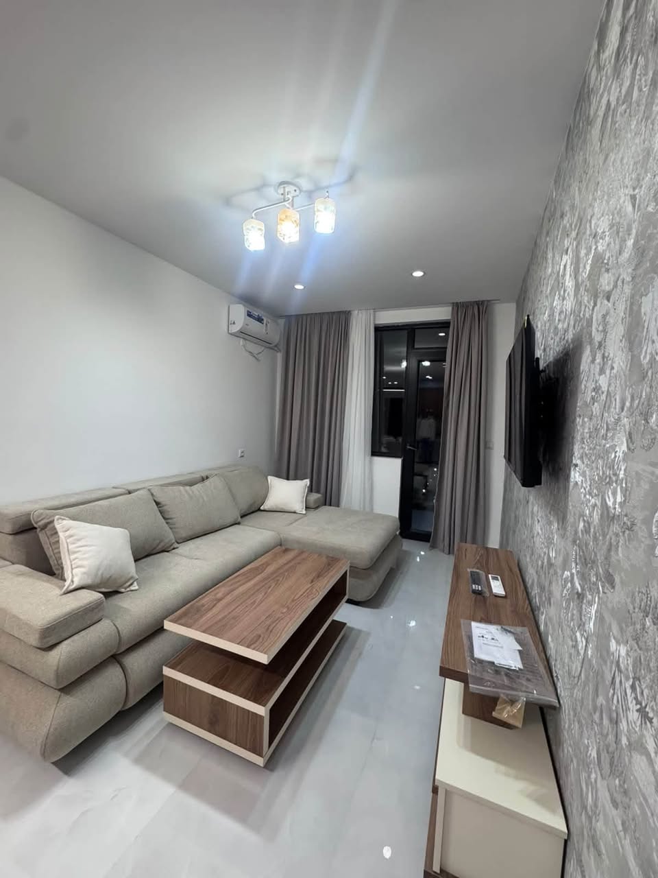 იჯარით 2 ოთახიანი ბინა, თბილისი — $550