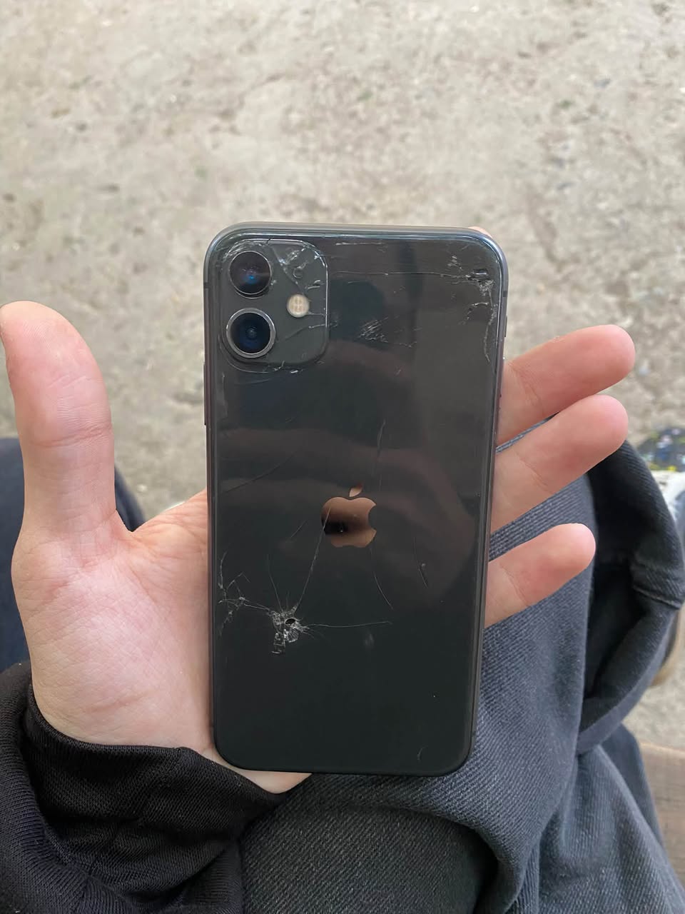 Iphone 11 Qara 128GB yaddaşı dəyişdirilir