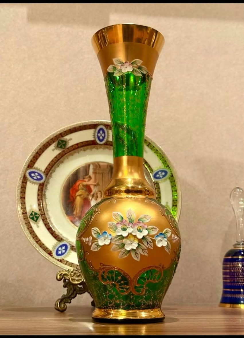 Yeşil Rokoko nişler