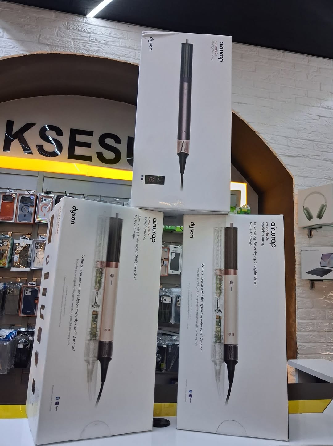 Dyson Airwrap saç şekillendirici, orijinal ve garantiyle birlikte
