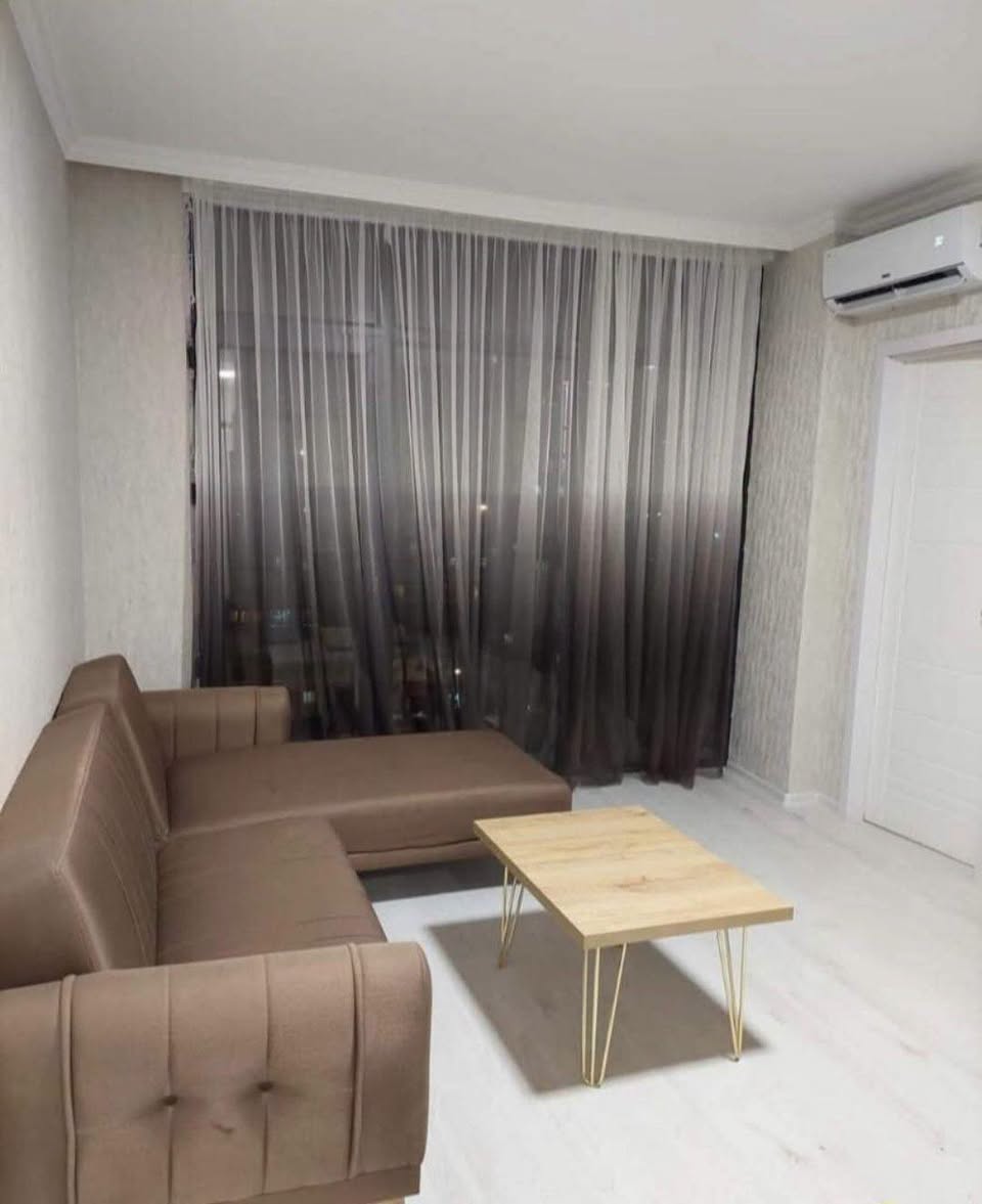 1 otaqlı mənzil kirayə verilir, Batumi — $400