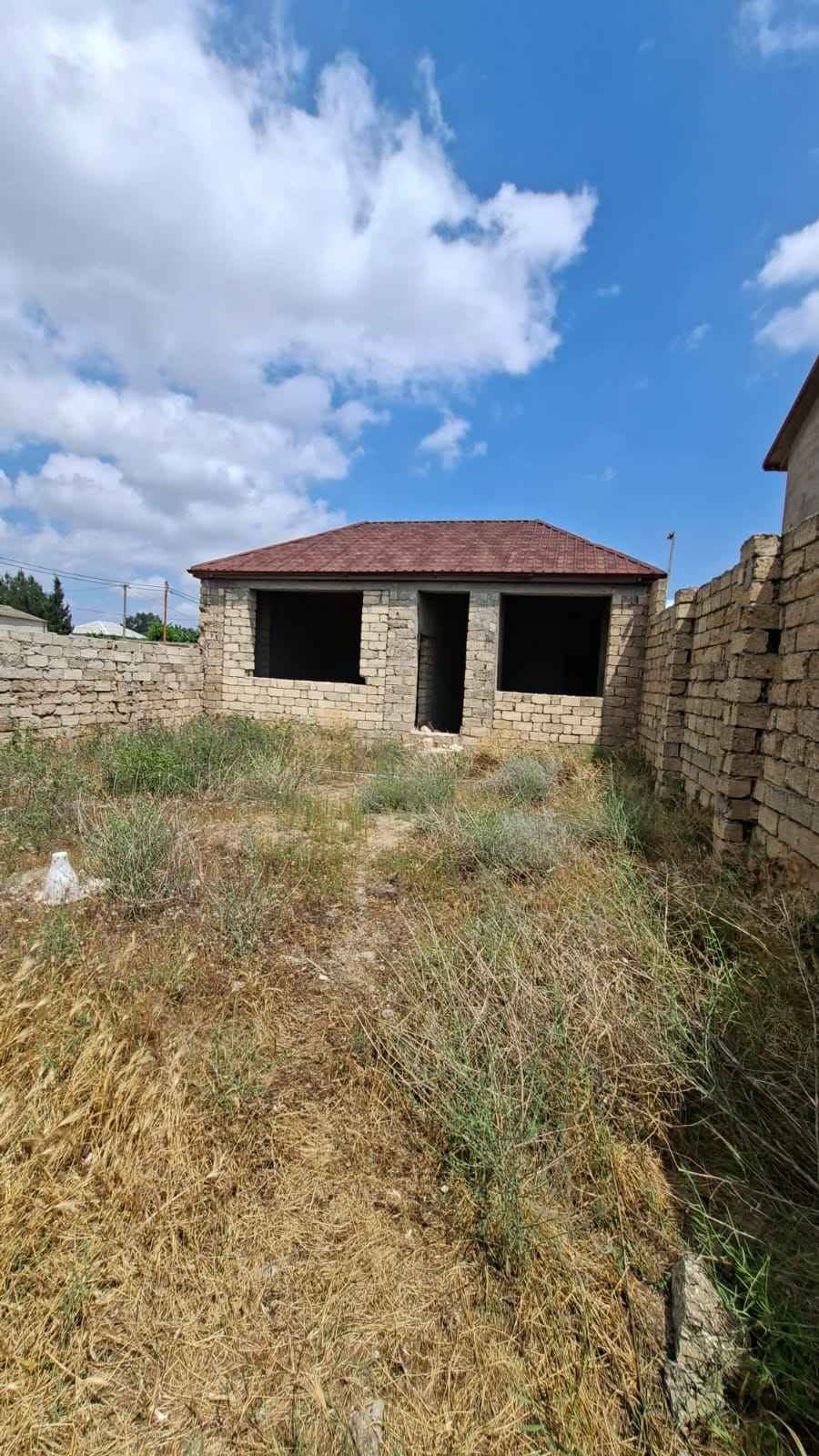 Հեյաթ էվի, Բաքու — 42,000 ₼