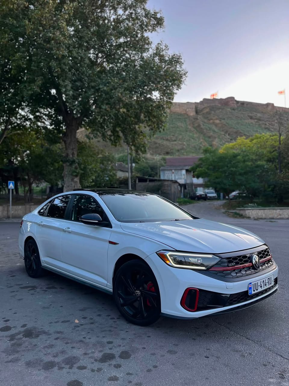 Volkswagen Jetta GLI Autobahn 2023 — $12,000