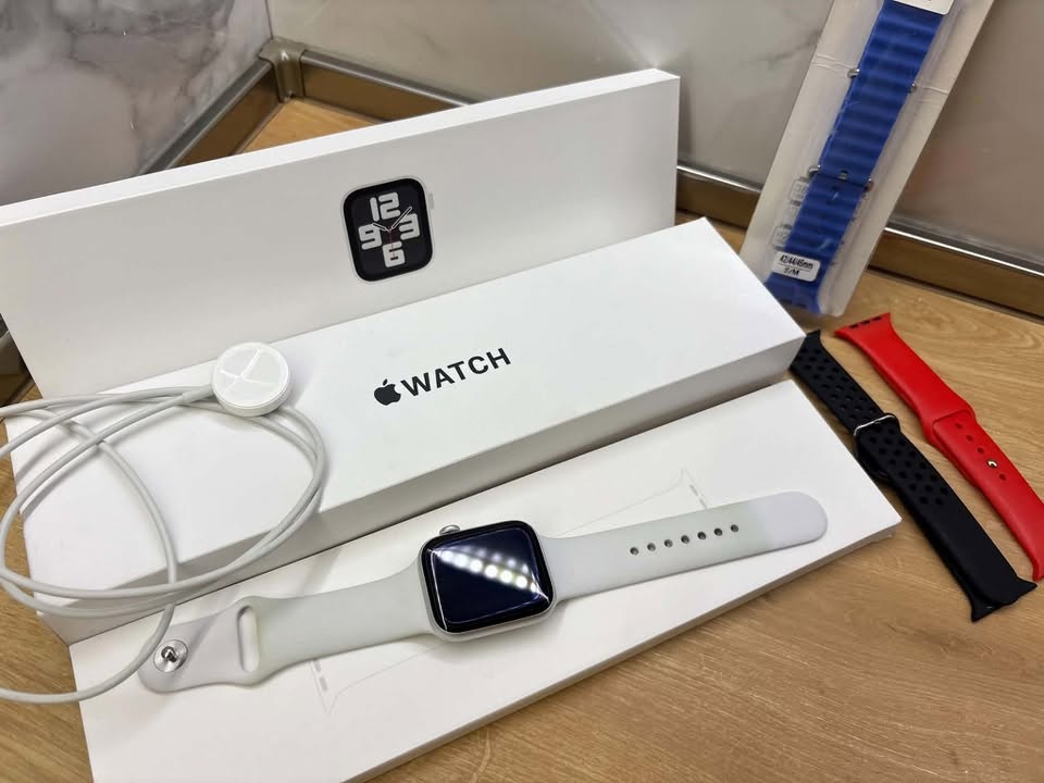 Apple Watch SE 2 qiyməti: 300