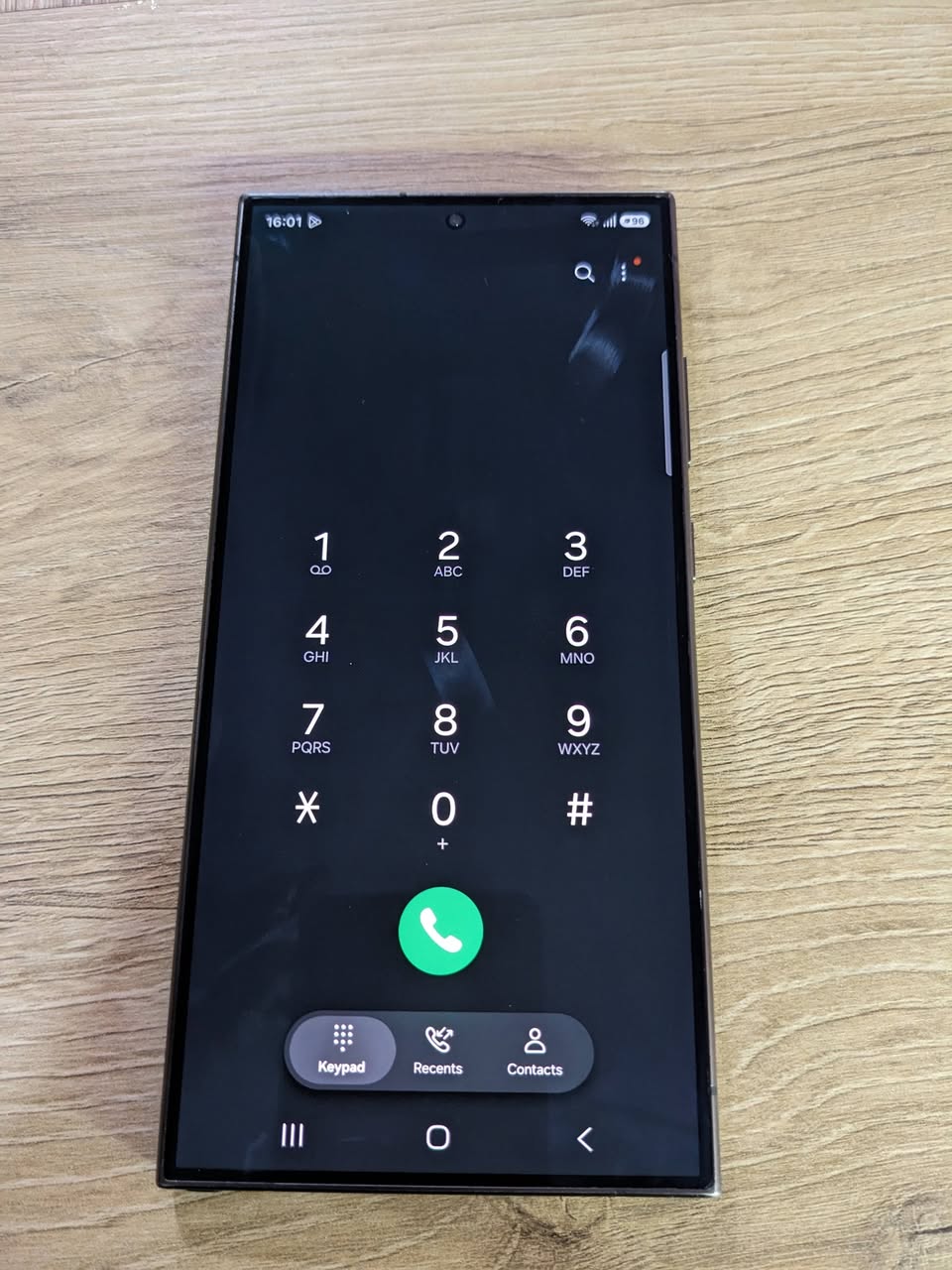 S 24 Ultra ekranlısını 900 dolara satın aldım