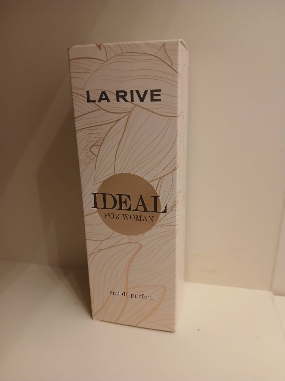 La Rive Ideal for Woman parfüm, yeni