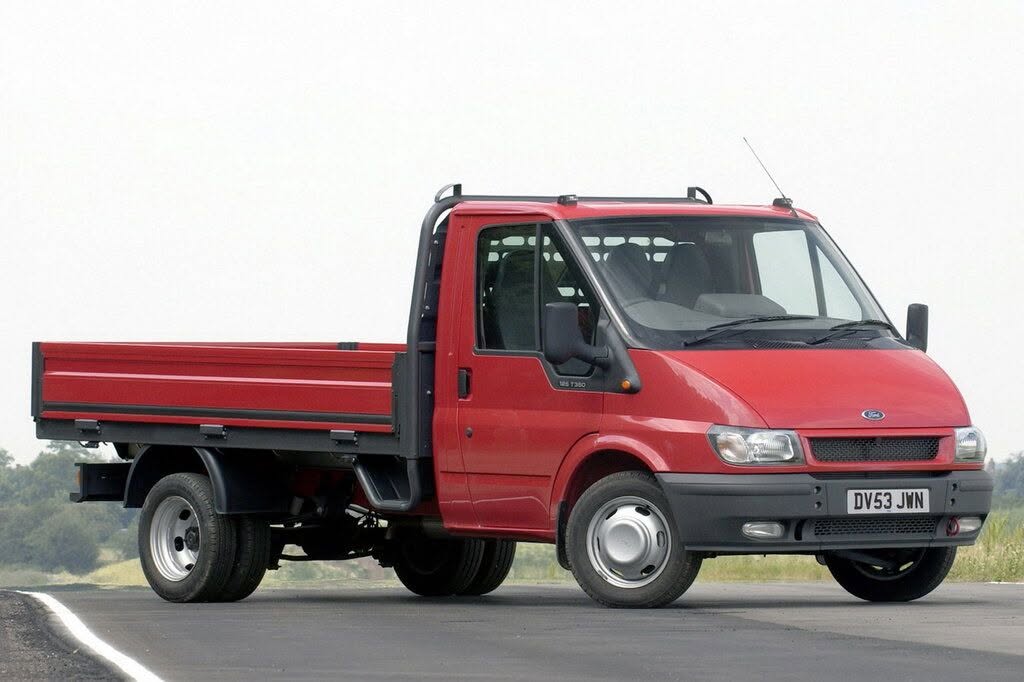 Avtomobil