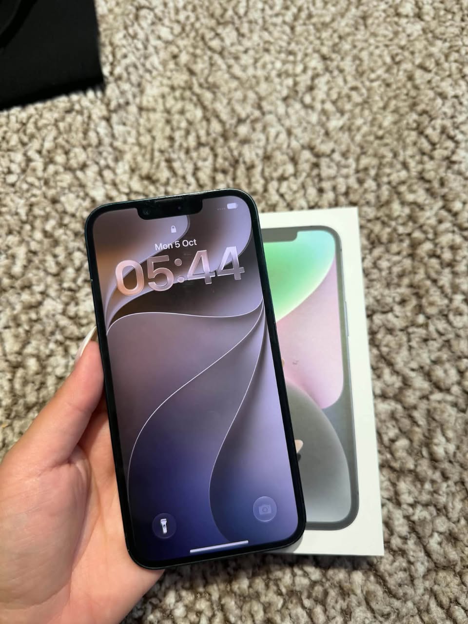 iPhone 14, 128GB, siyah renk, — 700₾