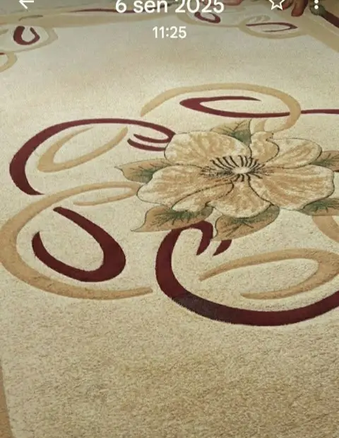 Xalça 4 m × 2.5 m, yıkanmış