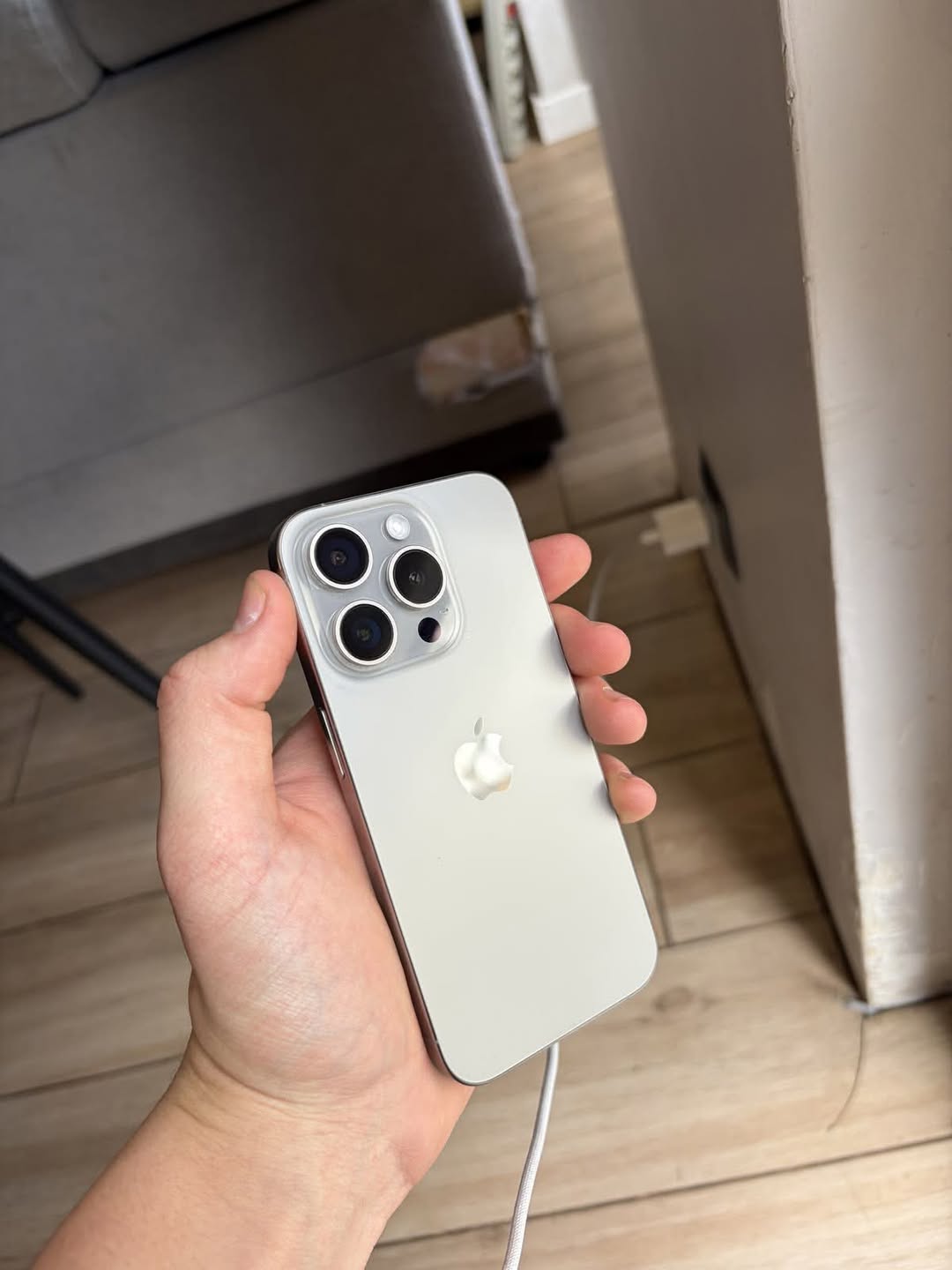 iPhone 15 Pro 82/128 լավ վիճակում —— 1,530₾