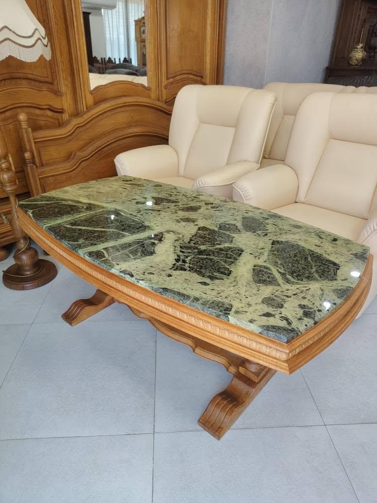 850 դրամ . մարմարե սեղան