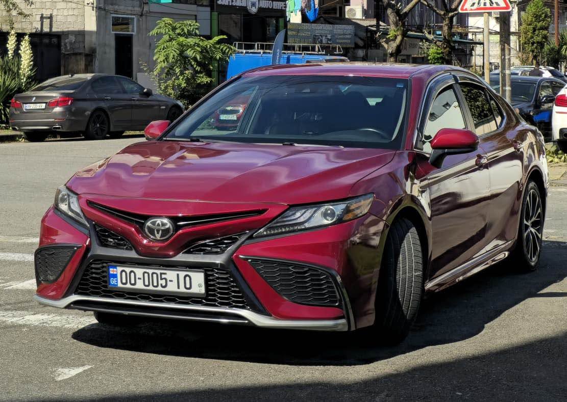 Продается TOYOTA CAMRY 2018, контакт 557: