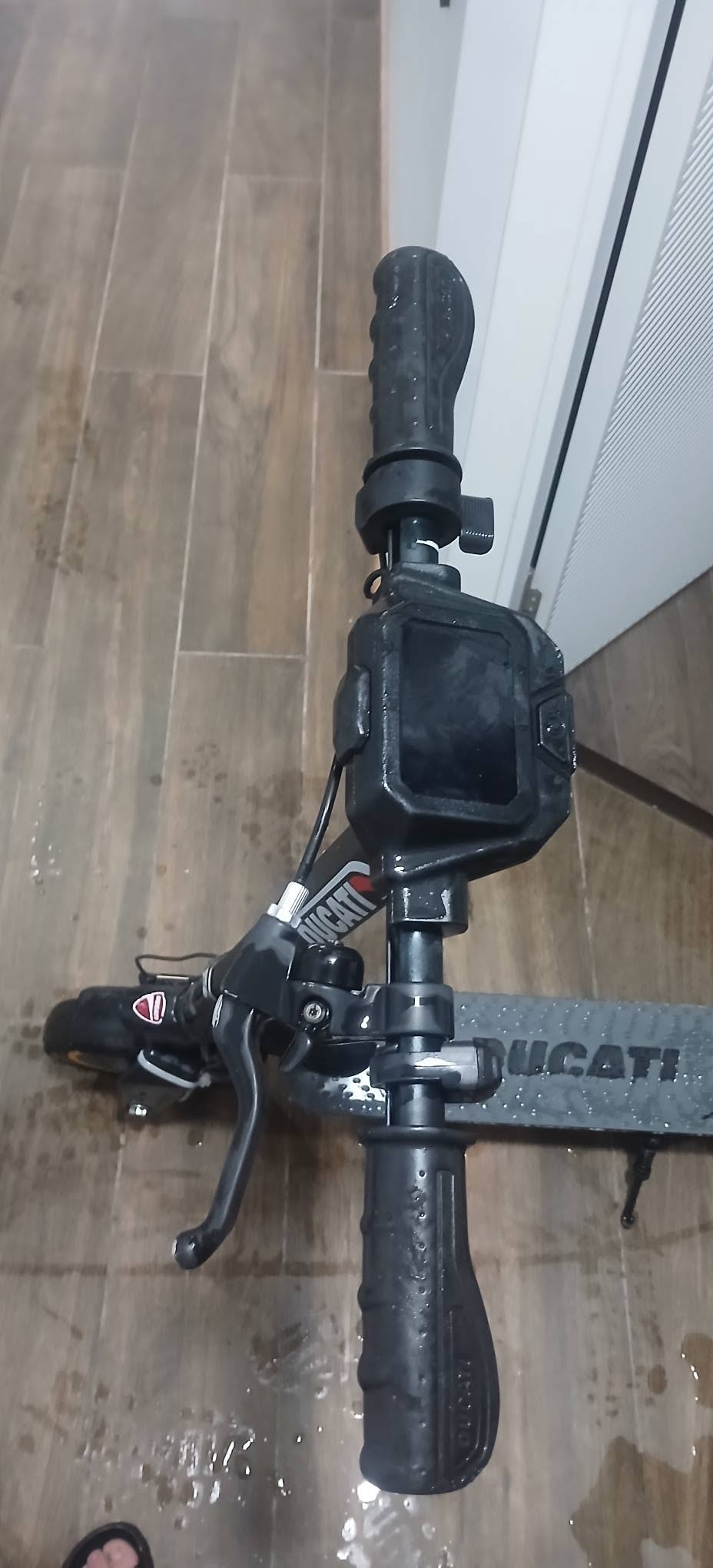 Electric scooter, controller missing