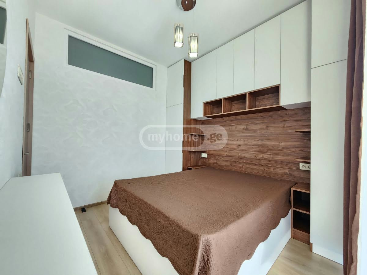 იყიდება ბინა, თბილისი — $99,000