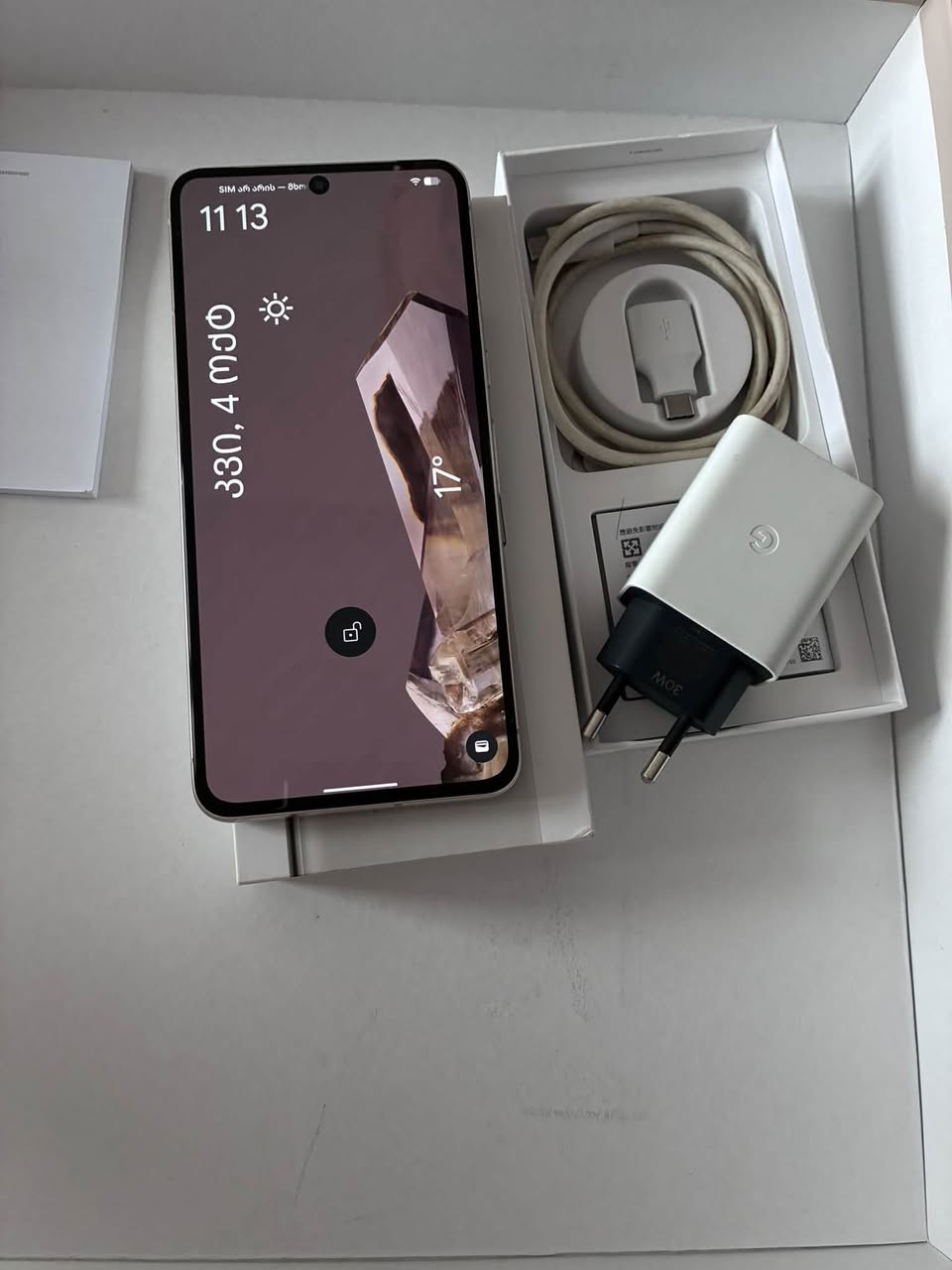 I am selling Google Pixel 8 Pro