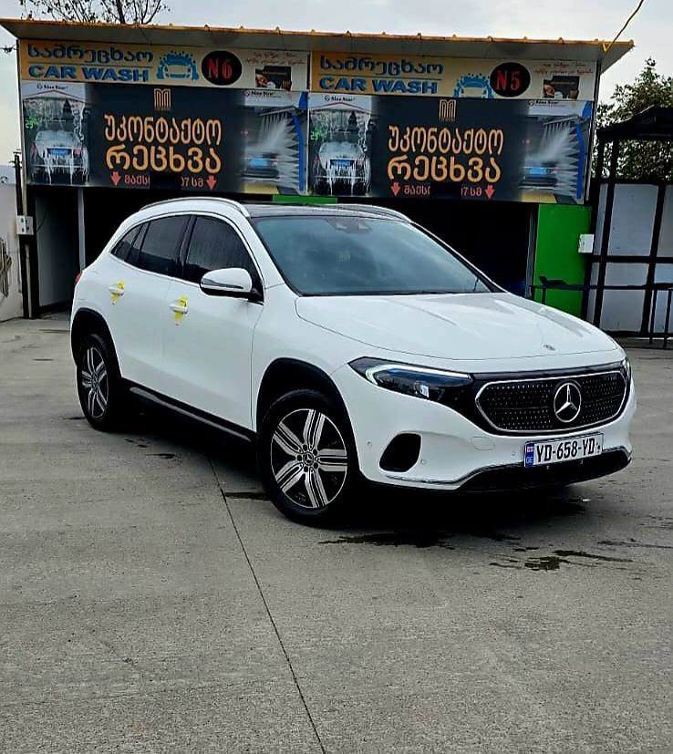 Mercedes-Benz EQA 260 2023