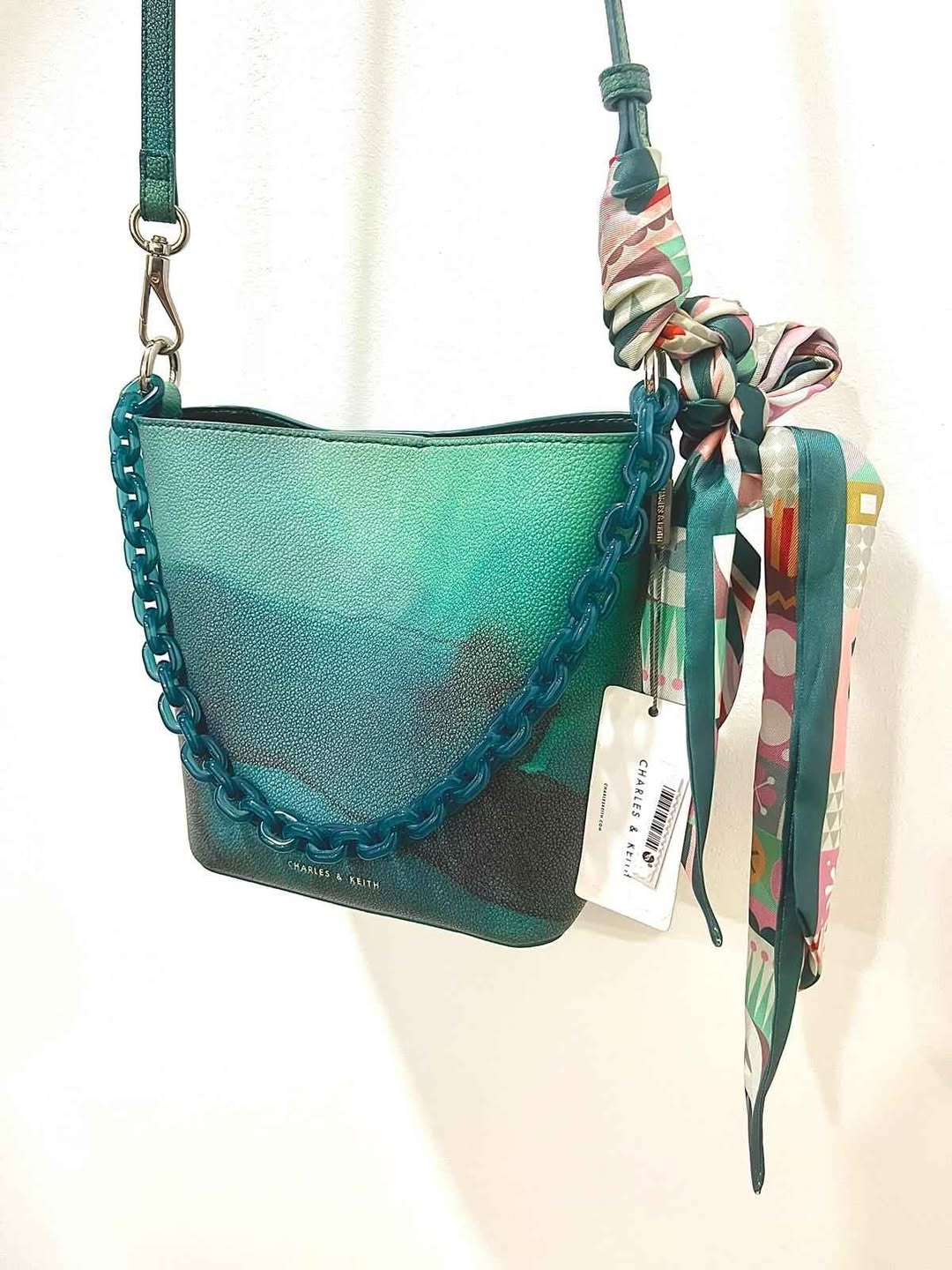 ✨ Avropadan yeni gəliş CHARLES & — 350₾