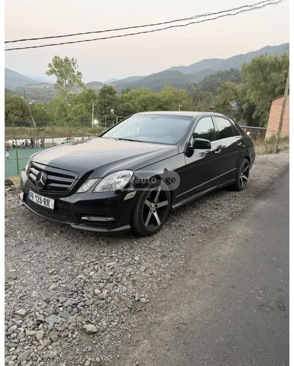 Mercedes-Benz E 350 2012
