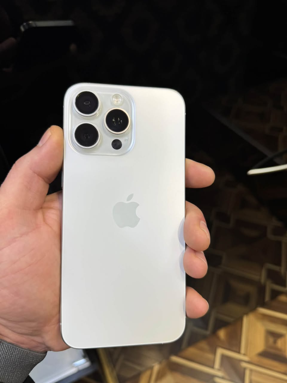 iPhone 15 Pro Max 256 Gb — 220,000֏