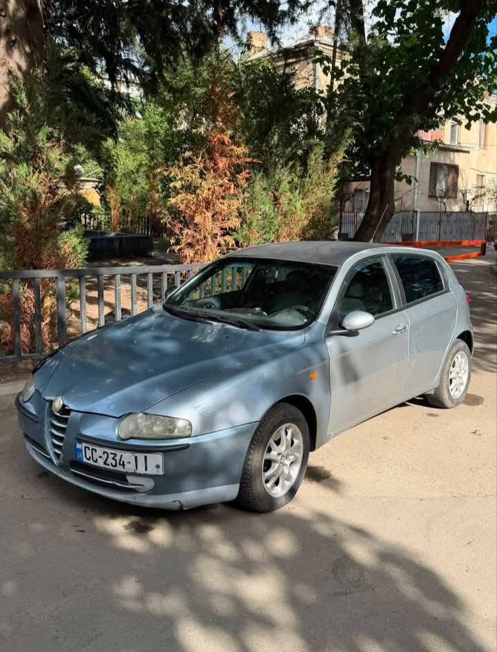 For sale: 2002, 1.6 gasoline, manual — $1,200