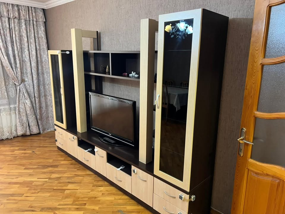 Kirayə 3 otaqlı mənzil, Bakı