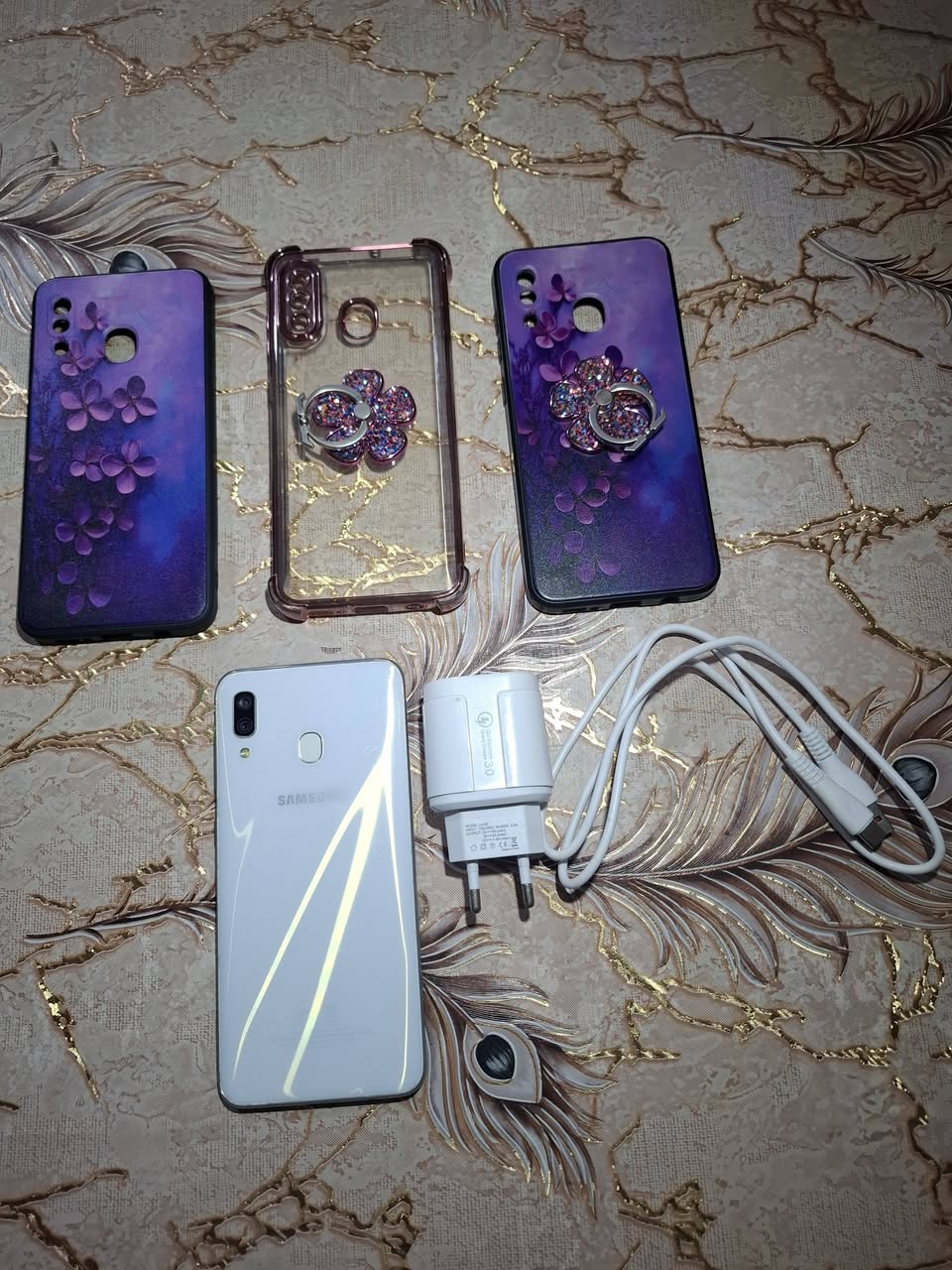 Satılır Samsung A30 yaxşı vəziyyətdə, yaddaş — 150₾