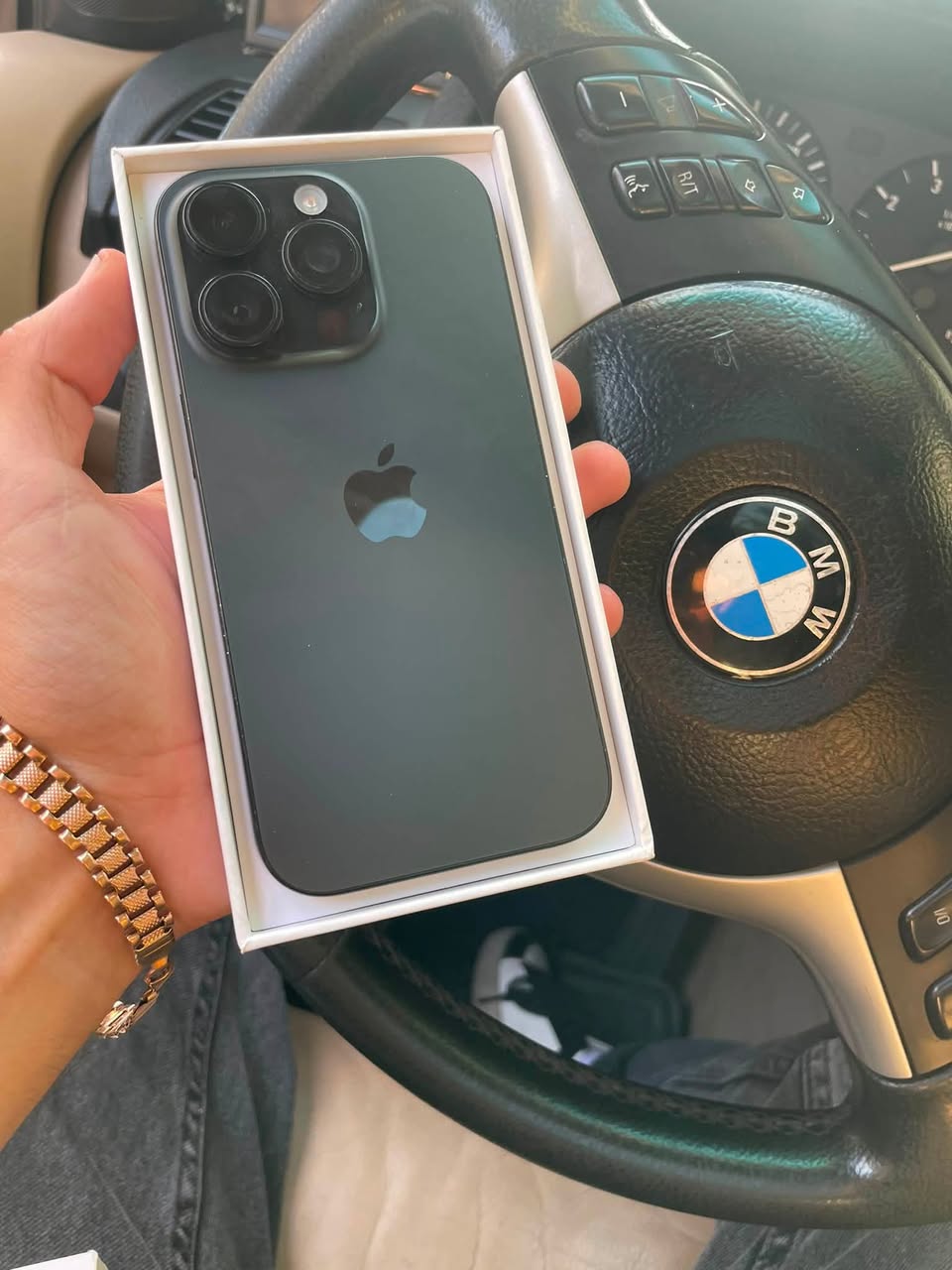 iPhone 16/pro/128Gb simli versiya + esim 2000