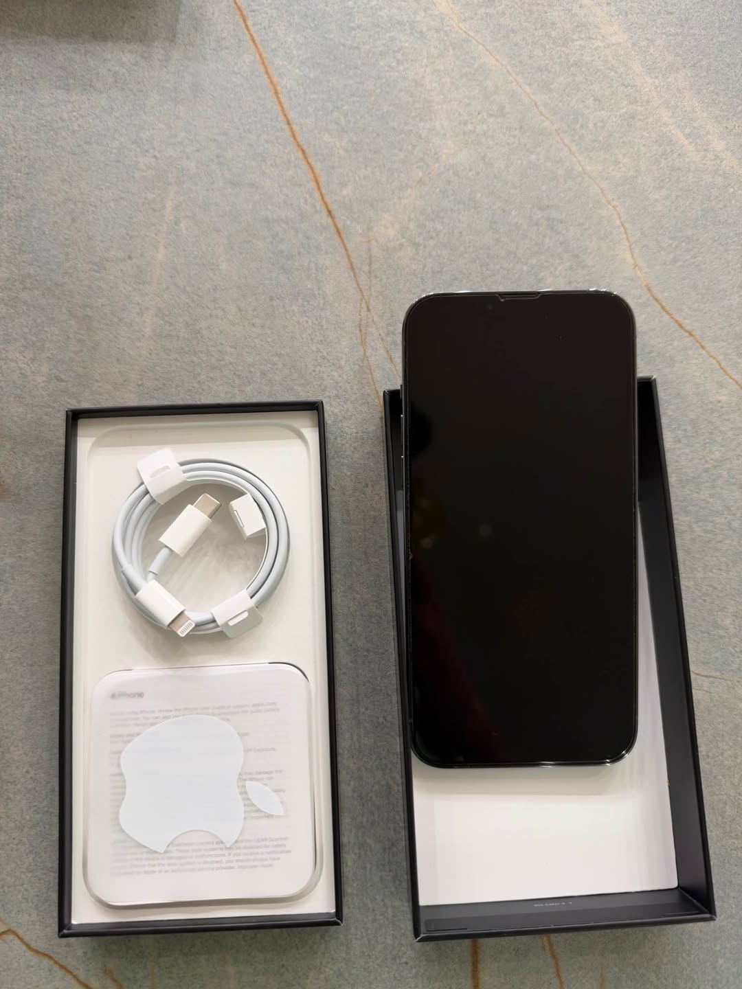 იყიდება 13 პრო მაქსი ცისფერი 128gb