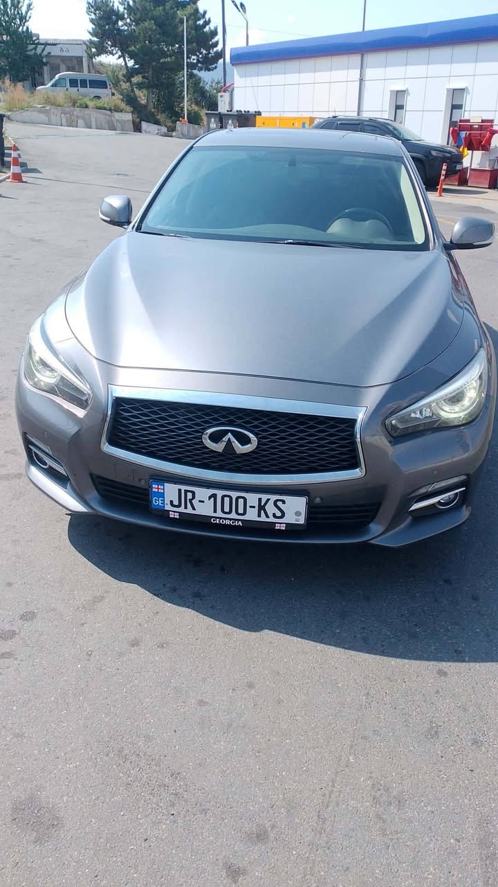 Автомобиль — 10,000$